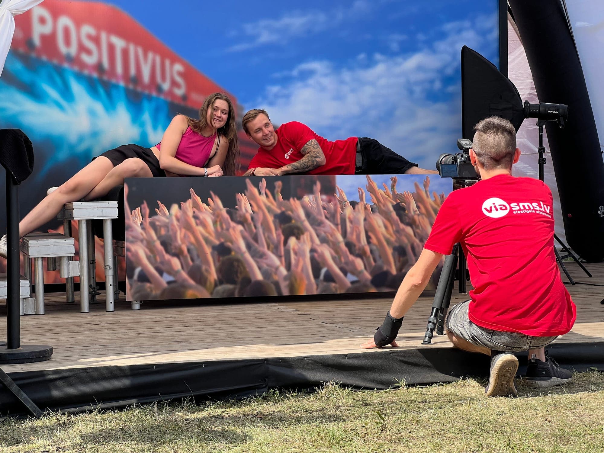 Stage Dive: Festival Momentum